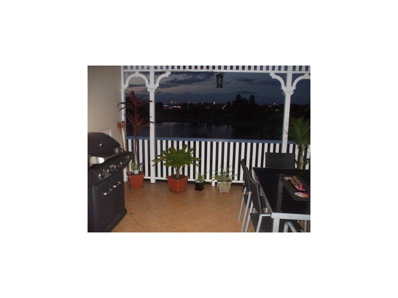7/24 Martinez Avemue, West End QLD 4810