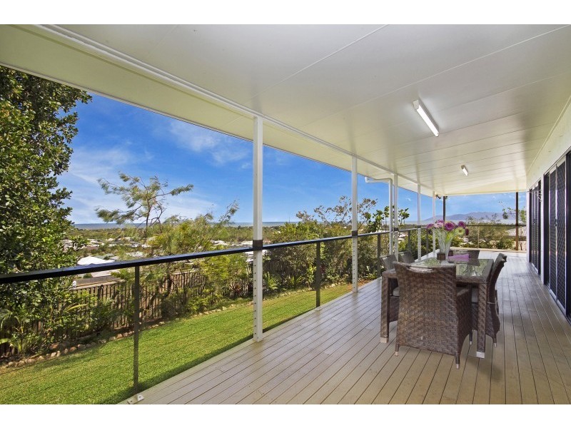 24 Britomart Street, Bushland Beach QLD 4818