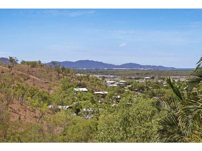 12 Gillian Court, Wulguru QLD 4811