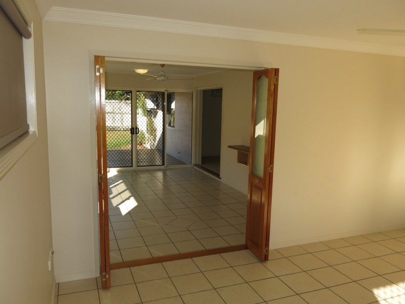 4 Ashburton Place, Douglas QLD 4814