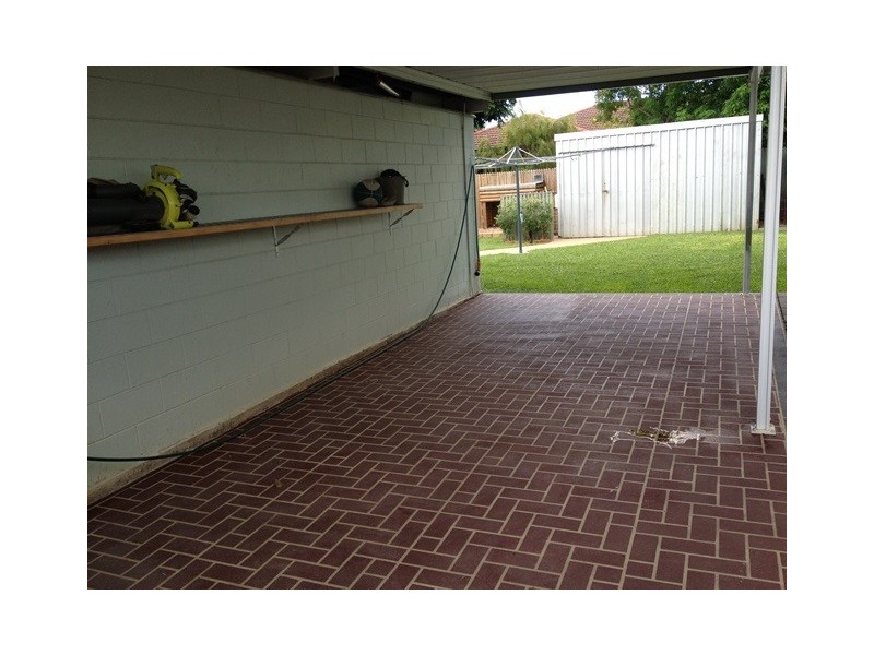 11 Valencia Street, Kirwan QLD 4817