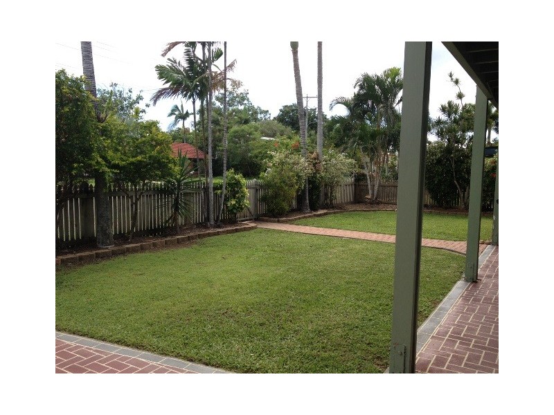 11 Valencia Street, Kirwan QLD 4817