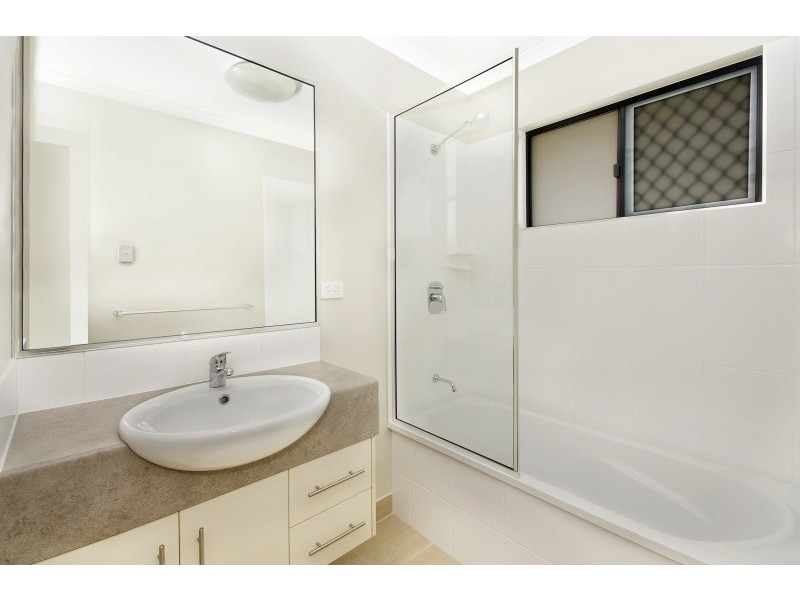 58 Shoalmarra Drive, Mount Low QLD 4818