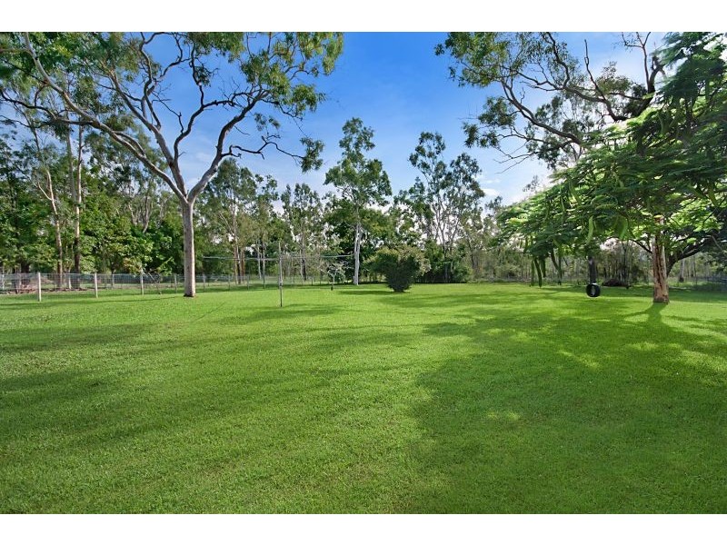 19 Carbine Court, Kelso QLD 4815