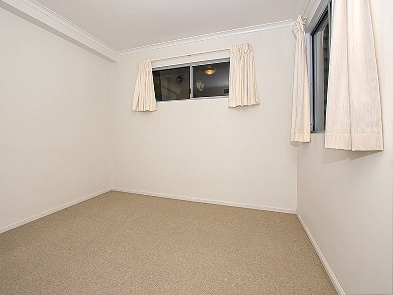 63/11-17 Stanley Street, Townsville City QLD 4810