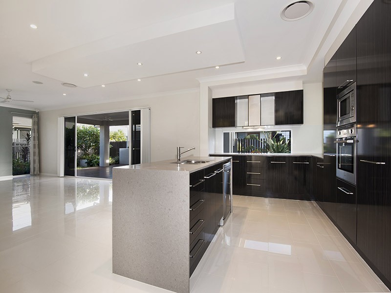 18 River Parks Boulevard, Kelso QLD 4815