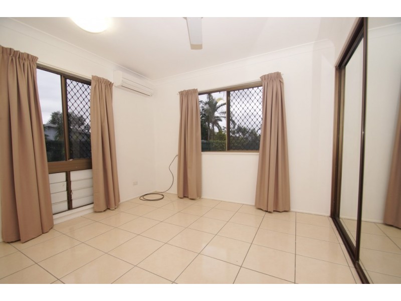 15 Woodlea Court, Kelso QLD 4815