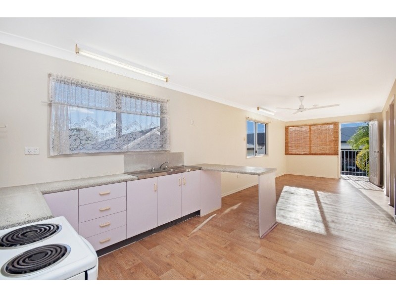 85 Perkins Street, South Townsville QLD 4810