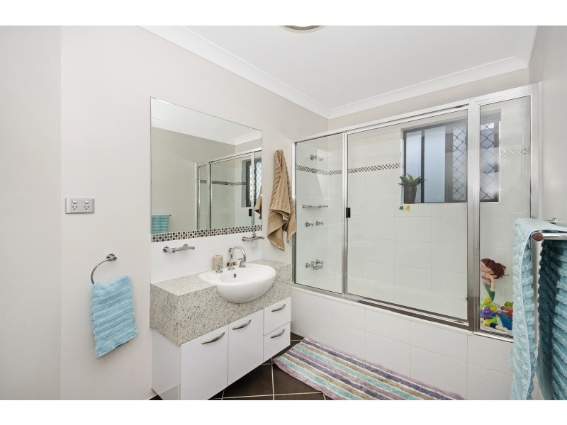 9 Dugong Court, Bushland Beach QLD 4818