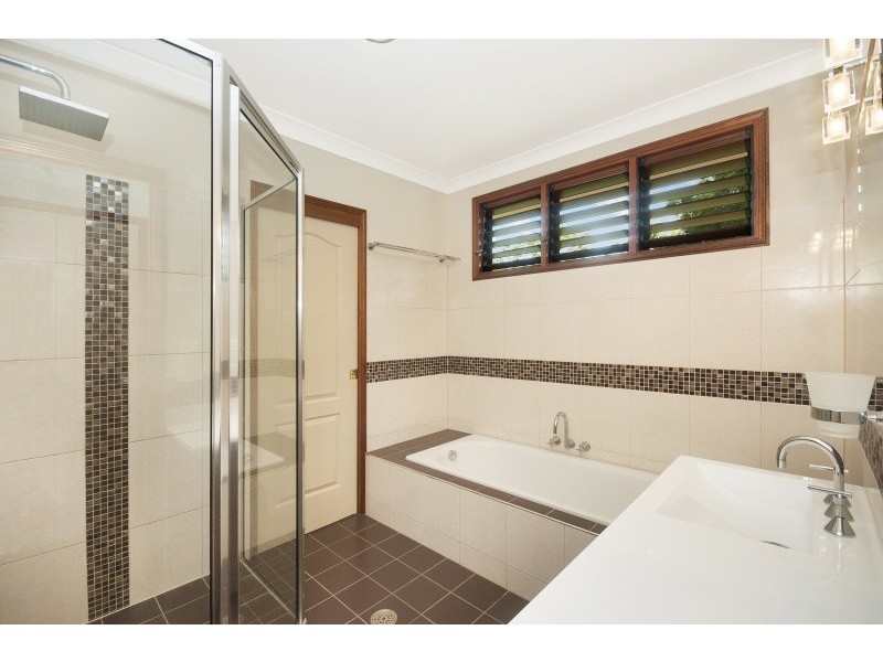 261 Kelso Drive, Kelso QLD 4815