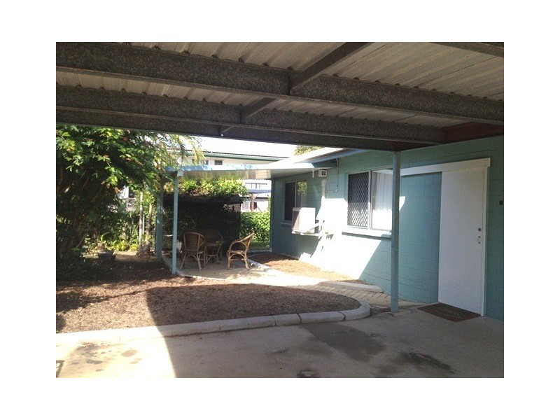 2/64 McBride Street, Kirwan QLD 4817