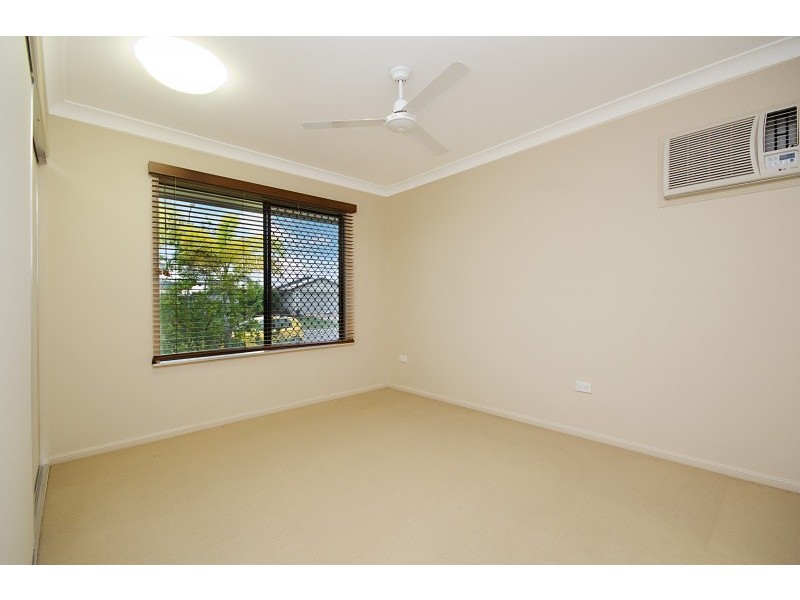 11 Firetail Pocket, Kelso QLD 4815