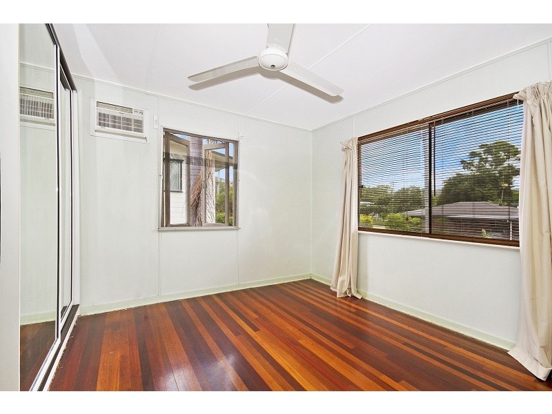 4 Brett Street, Cranbrook QLD 4814
