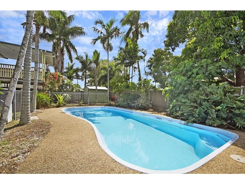 4 Brett Street, Cranbrook QLD 4814