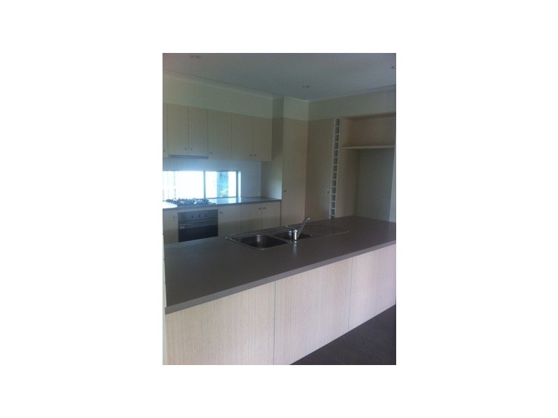 34 Dunlop Street, Kelso QLD 4815