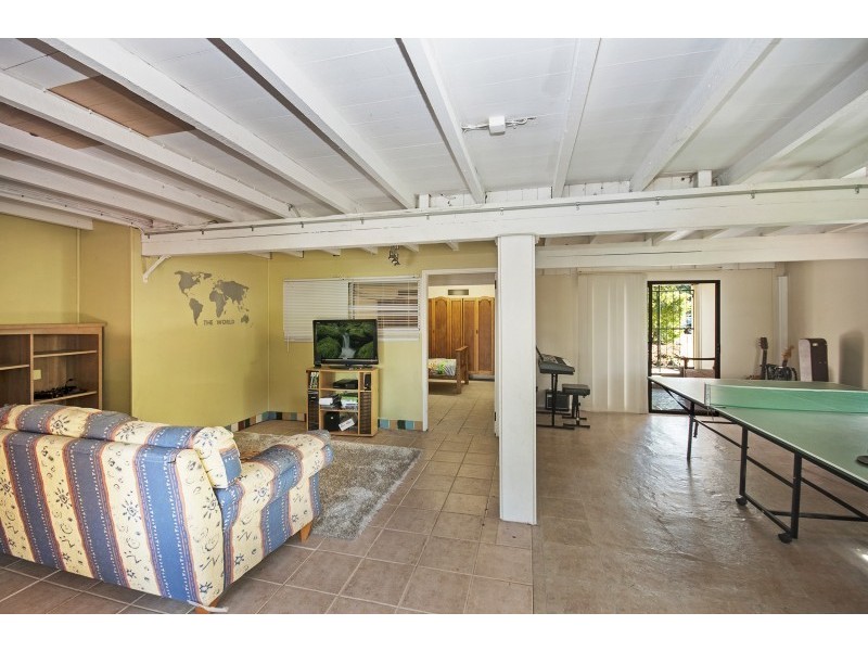 30 Lowth Street, Rosslea QLD 4812