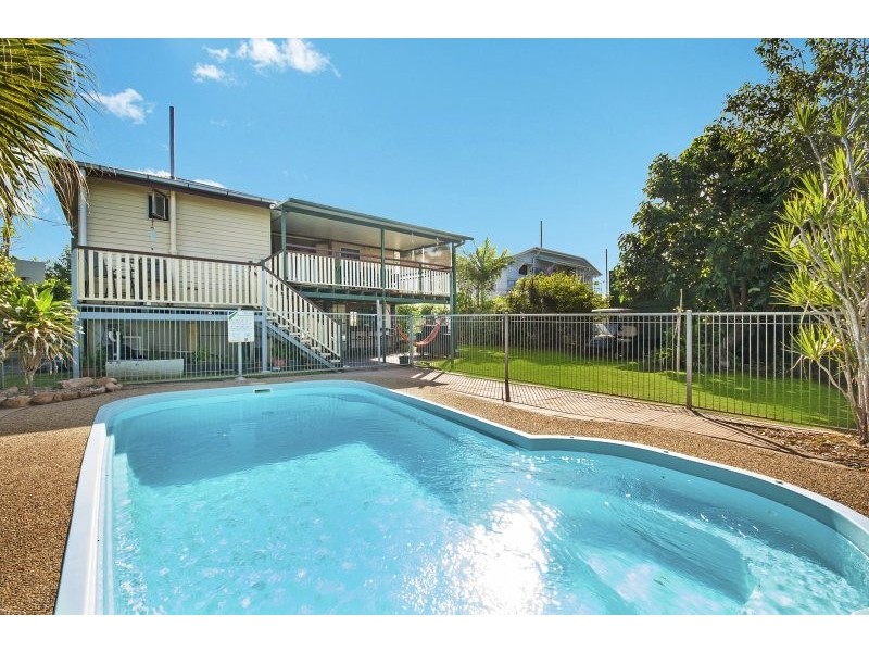 30 Lowth Street, Rosslea QLD 4812