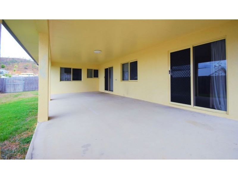 24 Tambo Court, Mount Louisa QLD 4814