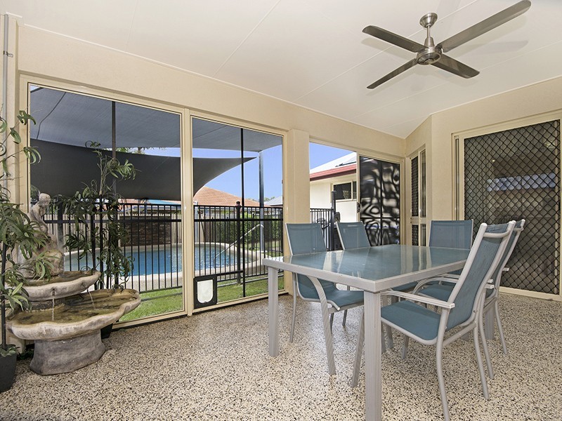 6 Angelus Place, Kirwan QLD 4817