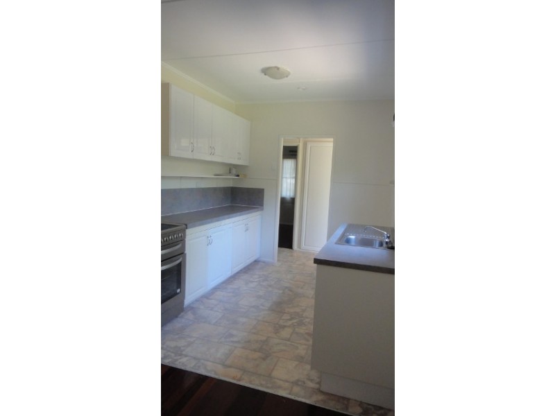 19 Parry Street, Belgian Gardens QLD 4810