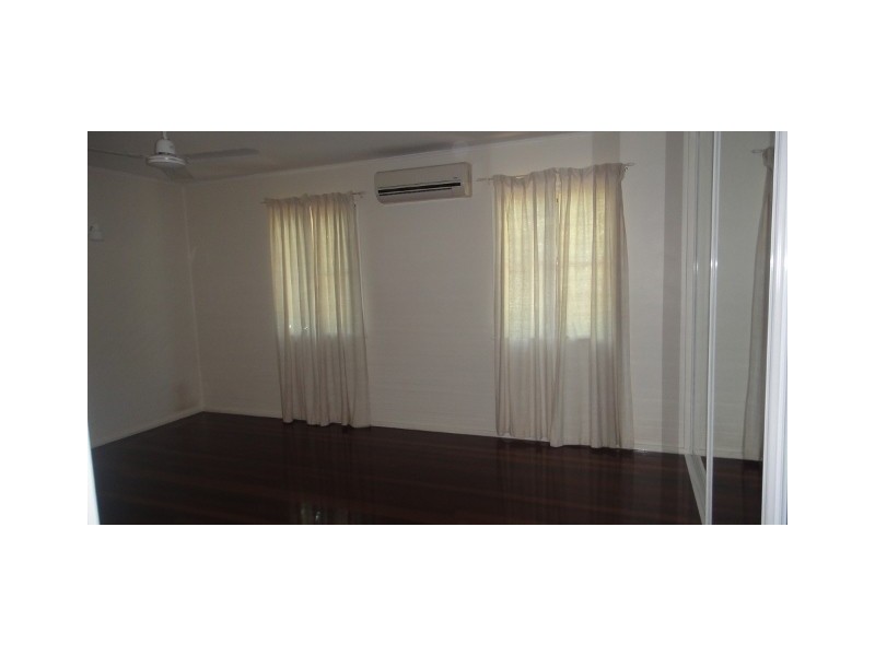 19 Parry Street, Belgian Gardens QLD 4810