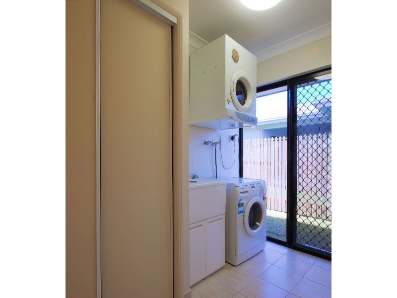 7 Littabella Place, Bushland Beach QLD 4818