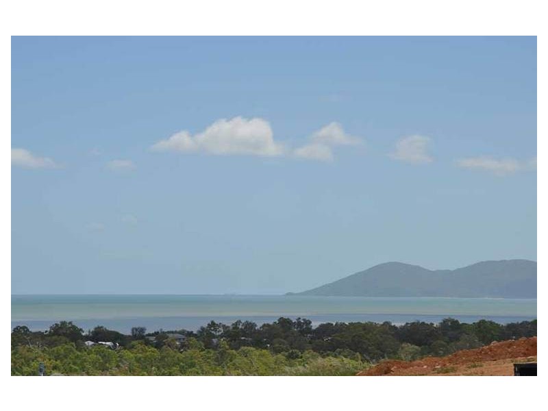 133 Goicoechea Drive, Bushland Beach QLD 4818