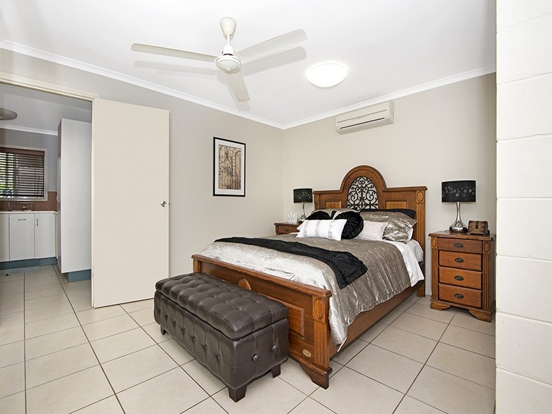 25 Lanark Street, Kirwan QLD 4817