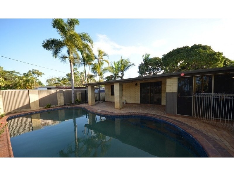 15 Coral Street, Saunders Beach QLD 4818