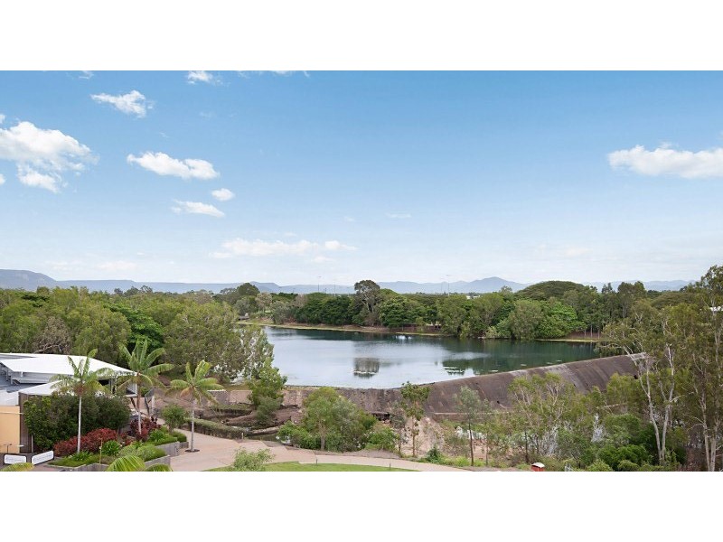 13/237 Riverside Blvd, Douglas QLD 4814