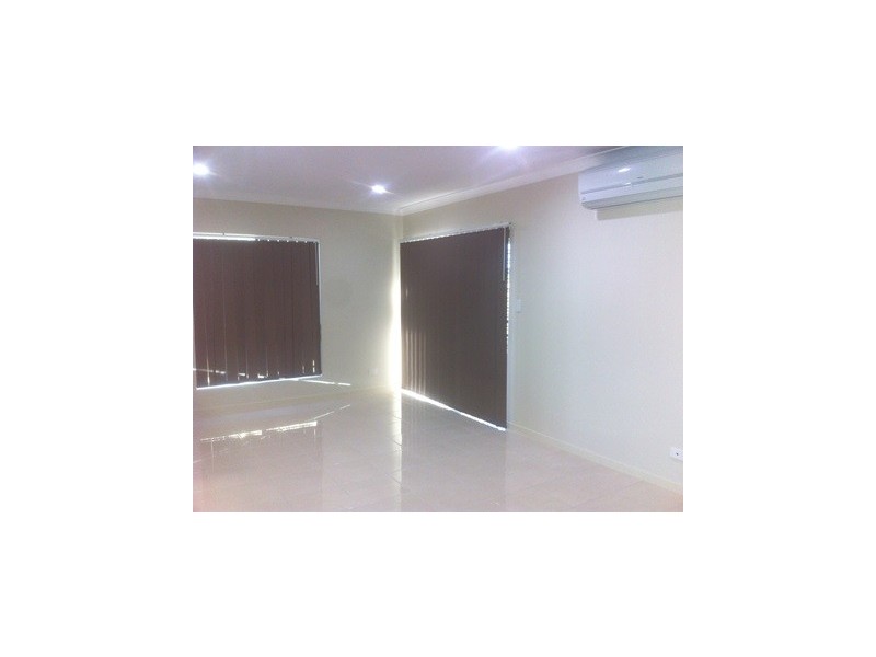 31 Yass Circuit, Kelso QLD 4815