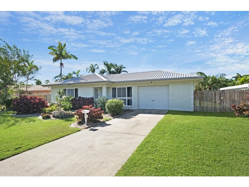 51 Marina Drive, Bushland Beach QLD 4818