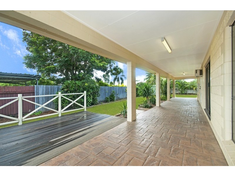 13 Feather Court, Kirwan QLD 4817