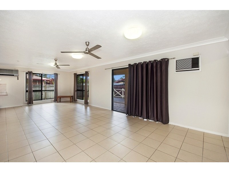 13 Feather Court, Kirwan QLD 4817