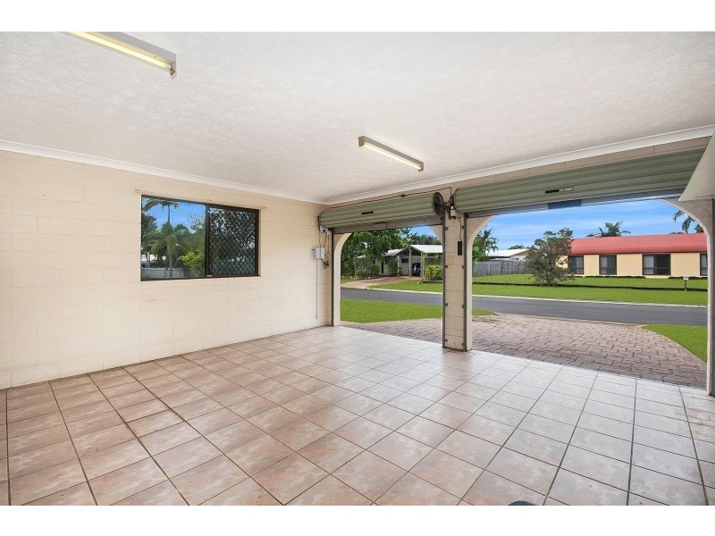 13 Feather Court, Kirwan QLD 4817