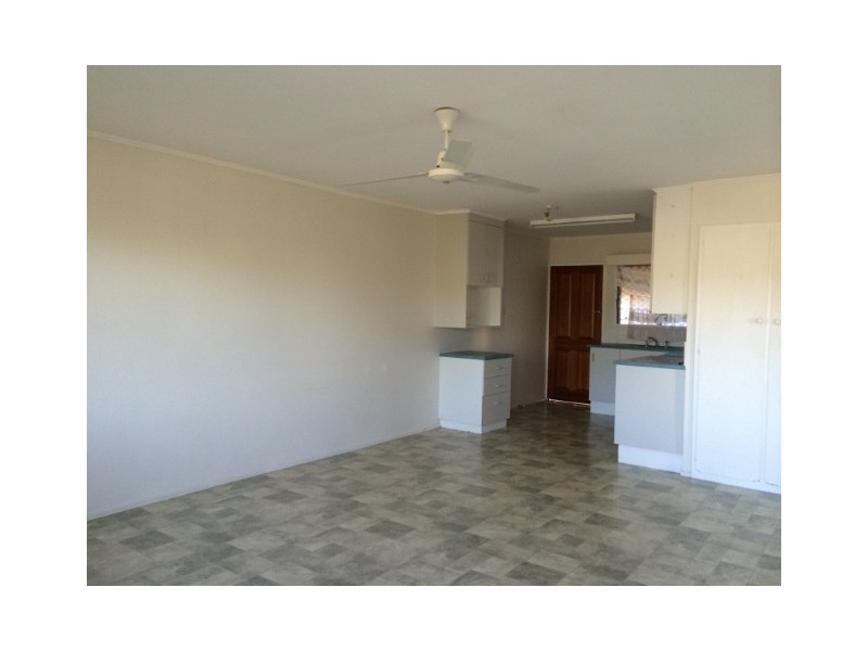 2/209 Bayswater Road, Currajong QLD 4812