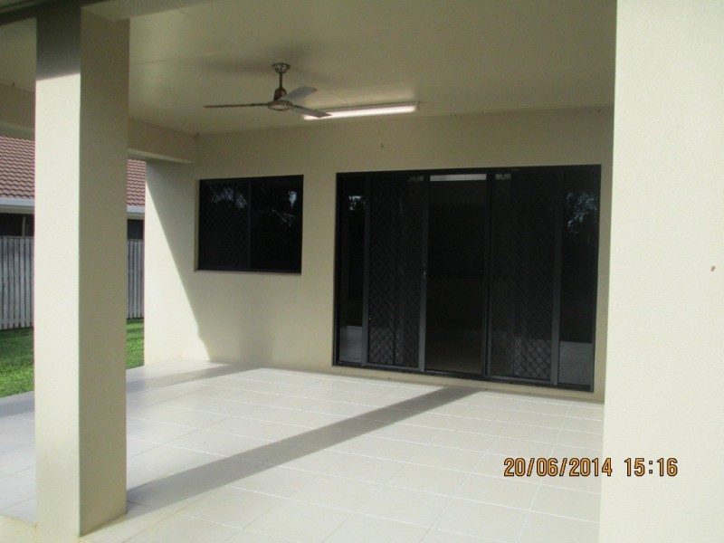 41 Eshelby Street, Bushland Beach QLD 4818