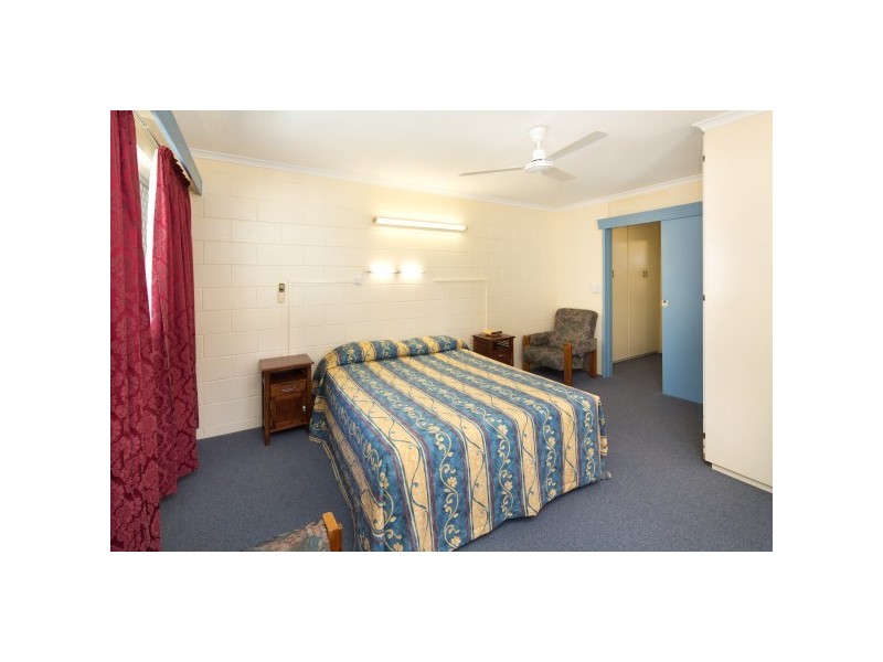 105 The Strand, North Ward QLD 4810