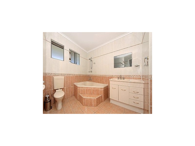 39 Crocker Street, Kirwan QLD 4817