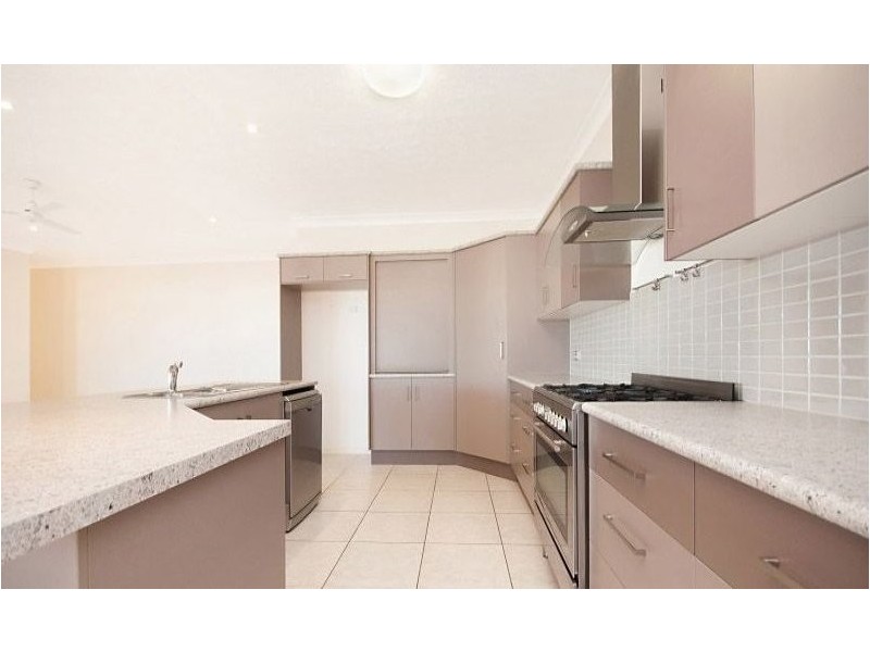 4 Girraween Avenue, Douglas QLD 4814