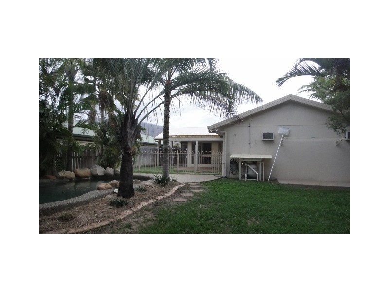 9 Templeton Crescent, Douglas QLD 4814