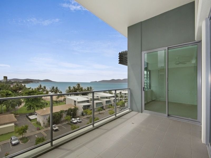 1705/6 Mariners Drive, Townsville City QLD 4810