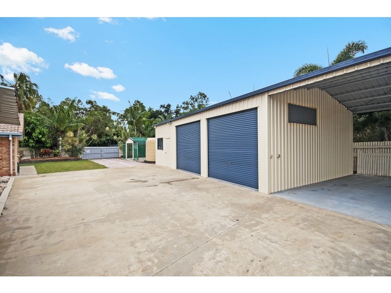373 Mount Low Parkway, Bushland Beach QLD 4818