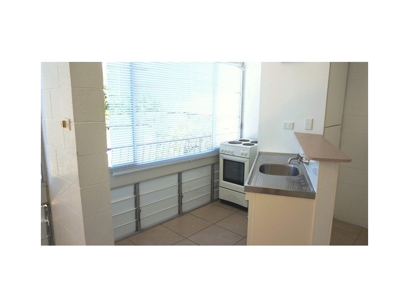 3/39 Cook Street, North Ward QLD 4810