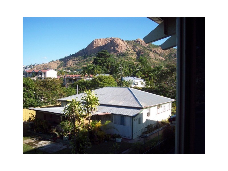 3/39 Cook Street, North Ward QLD 4810