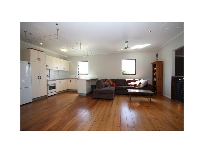 49a Latchford Street, Pimlico QLD 4812