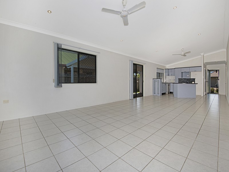11 Curtin Place, Douglas QLD 4814