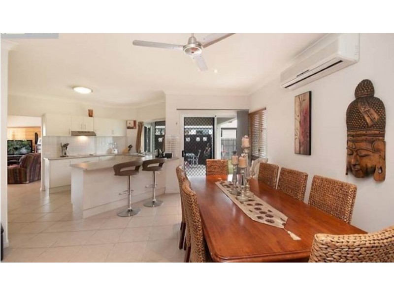 9 Waterdragon Link, Douglas QLD 4814
