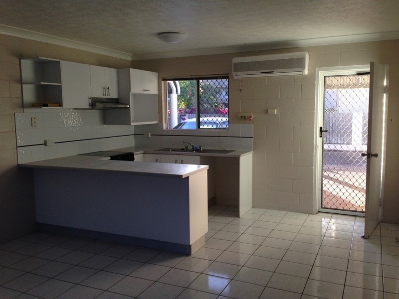 2/57 Lowth Street, Rosslea QLD 4812