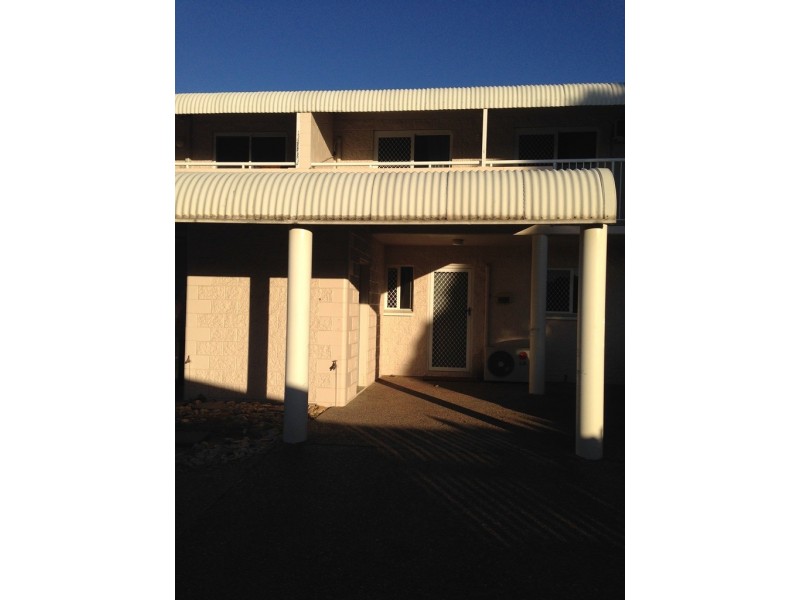 2/57 Lowth Street, Rosslea QLD 4812